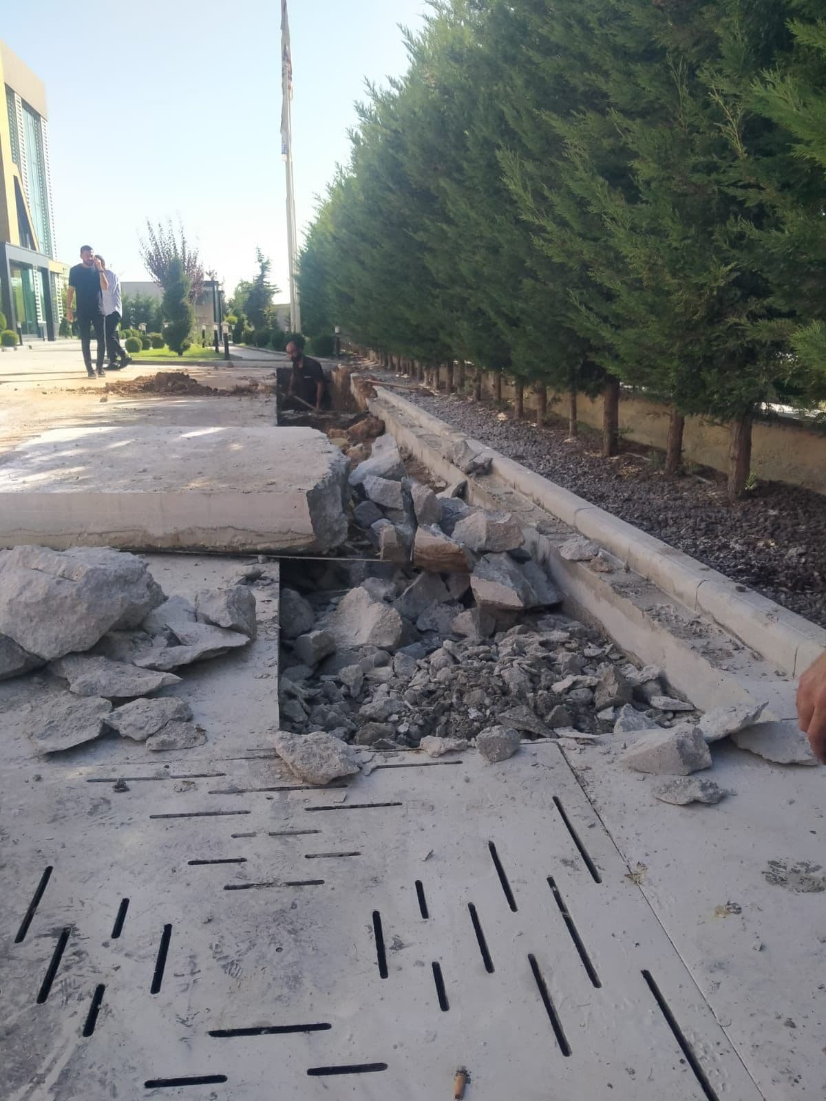 Şantiye çalışması – profesyonel karot ekibi